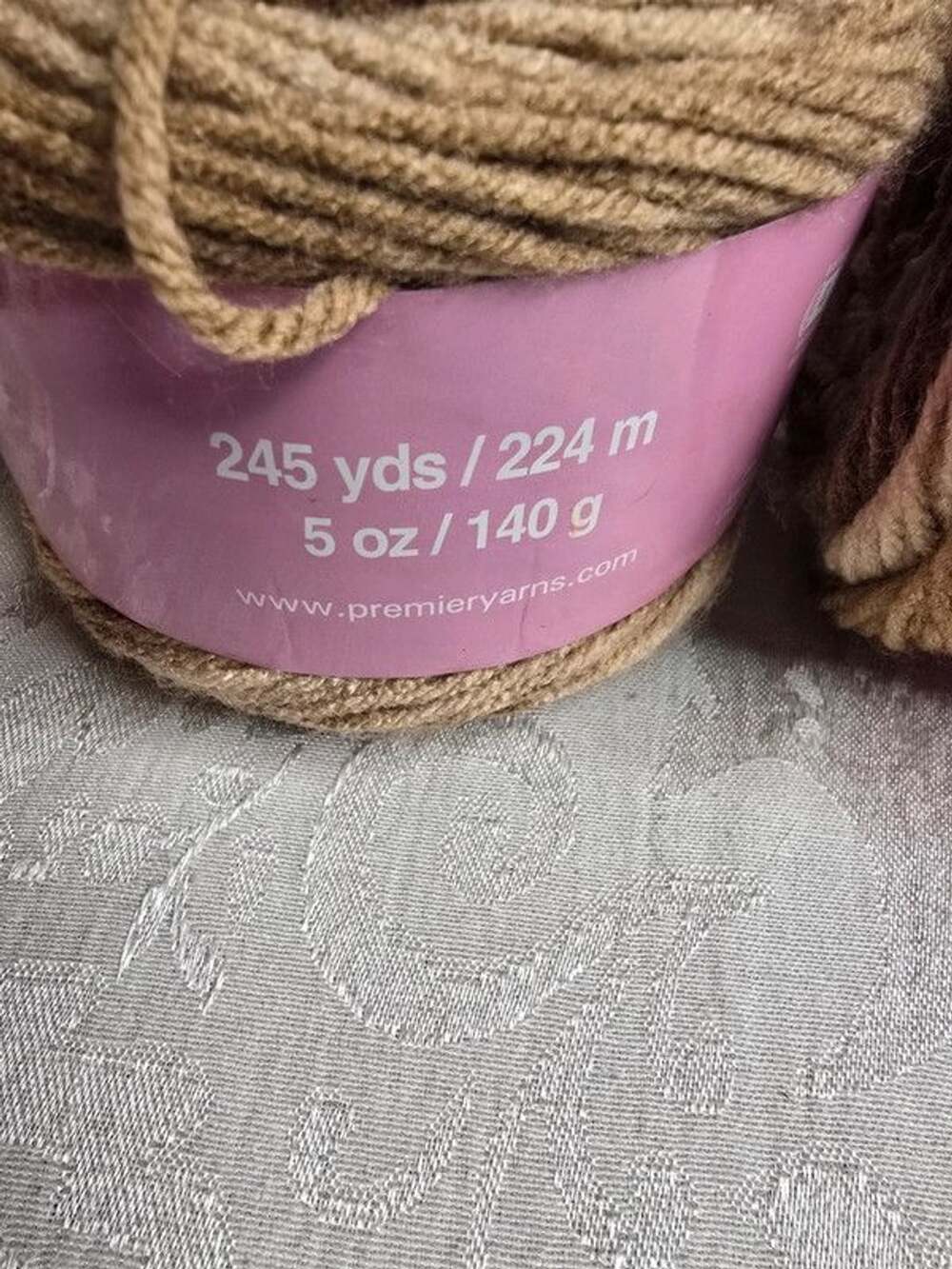 Sweet Roll cake yarn - Picture 4 of 4